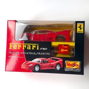 NWT Ferrari Die-Cast Metal Body Model Kit